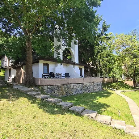 Polonezkoey Country Club & In The Wildlife Park! Resort 3*