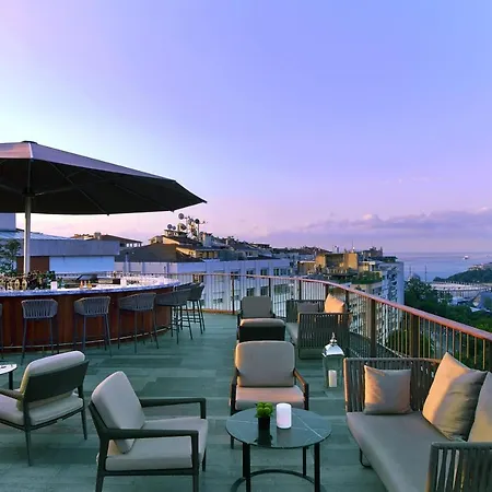 The St. Regis 5*