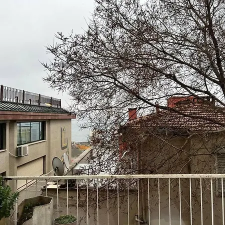 Wonder Homes- Stylish 4br Flat, Terrace, Sea View, Kabatas *