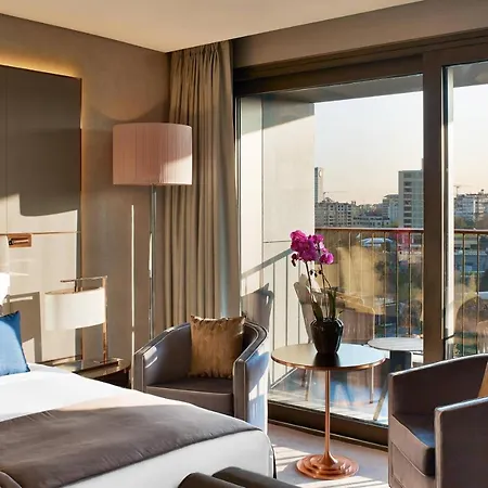 The St. Regis 5*