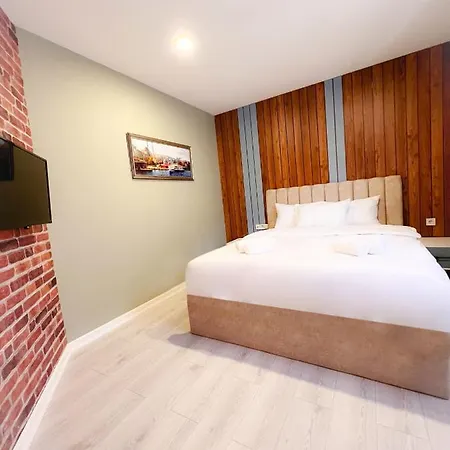 Hotel Port *