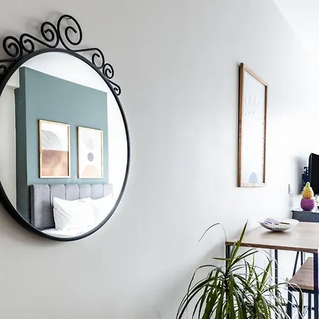 Cozy And Modern Studio With View In Atasehir *