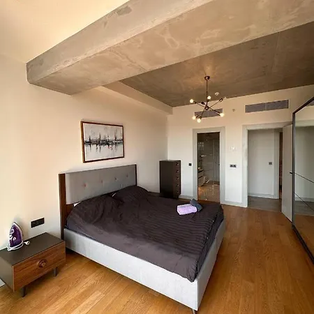 Queen Bomonti Deluxe Sisli