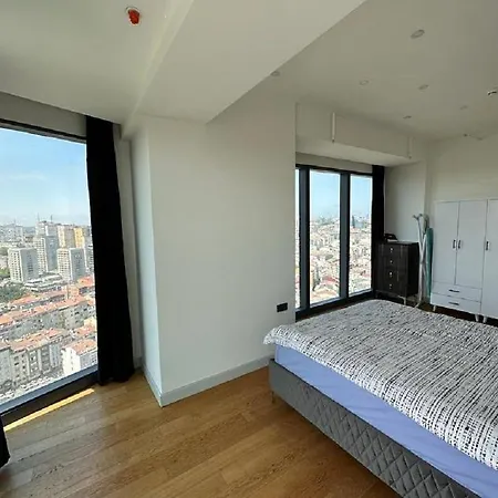 Queen Bomonti Deluxe Sisli