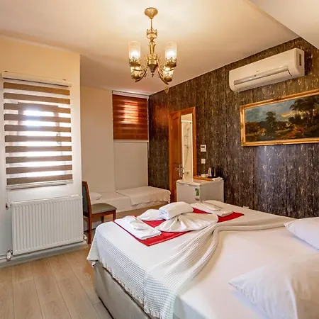Nan Hotel *