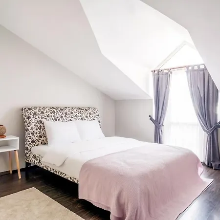 Chic Modern Flat With Terrace In Florya Apartment *