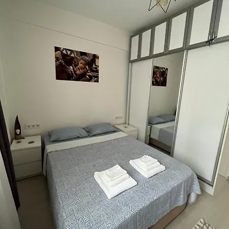 Centrally Located, 2+1 House In Taksim, Cihangir Apartment Istanbul