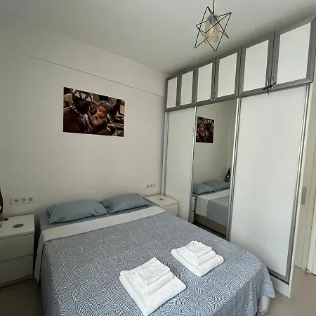 Centrally Located, 2+1 House In Taksim, Cihangir Apartment Istanbul