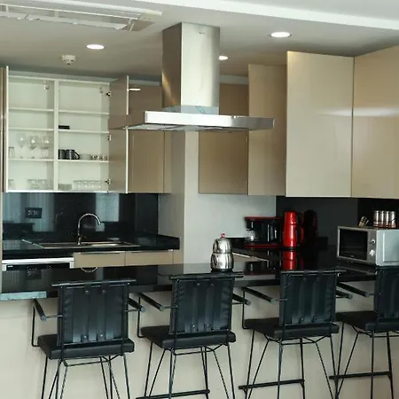 Lovely Two Bedroom Apartment