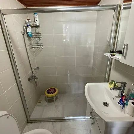 Merkezi Deniz Manzarali Ev Apartment *