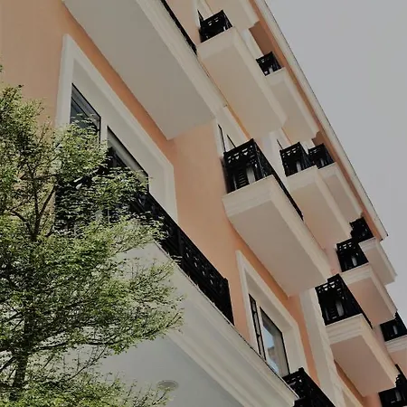 Sembol 3* Istanbul