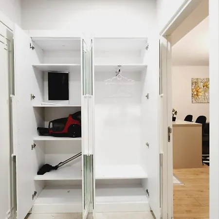 Apartment Alyateras