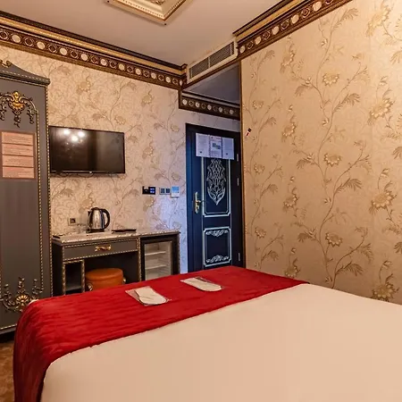 Laleli Blue Marmaray Hotel