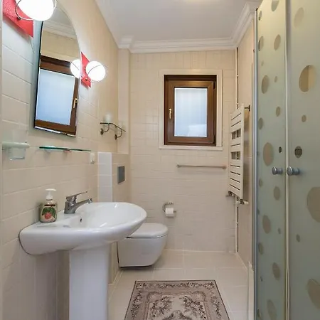 Charming 3 Bed2bath Duplex Bosphorus Views! #53 Tatil Evi İstanbul