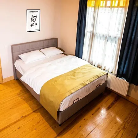 Cosa Zeyrek- At The Heart Of Ferienhaus