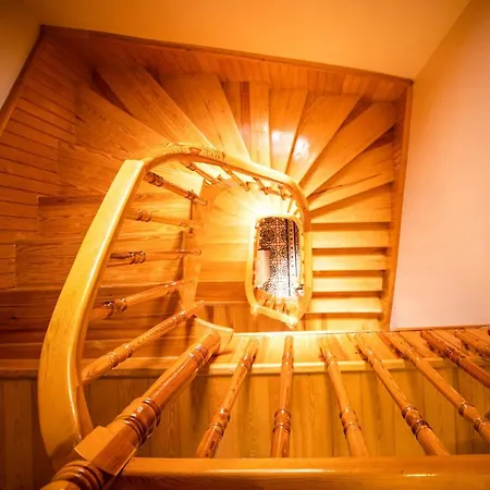 Cosa Zeyrek- At The Heart Of Ferienhaus