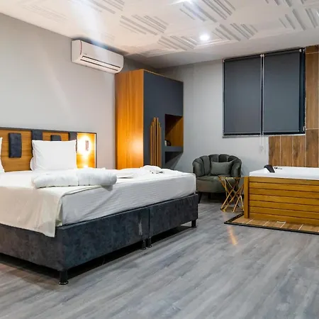 Otel Grand Moon *