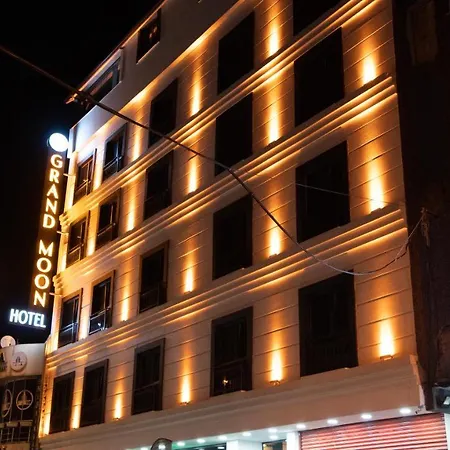 Grand Moon Otel *