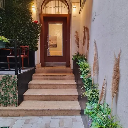 Apartment Mayata Pera