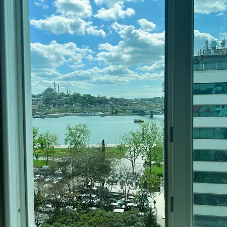 Wonder Karakoy Goldenhorn 8- Ultra Luxury , 4br, Sea View *