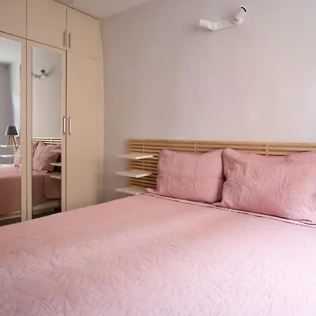 Taxim With Terrace Apartment
