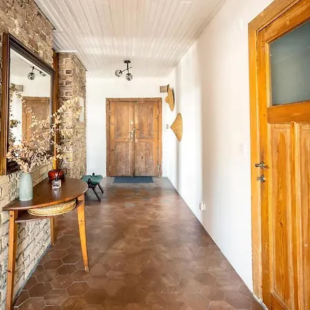 Apartment Cosy Roof Flat On 5th Floor With Bosphorus View
