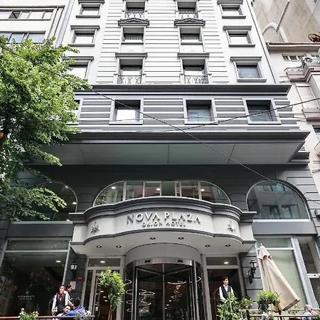 Nova Plaza Orion Hotel 4*