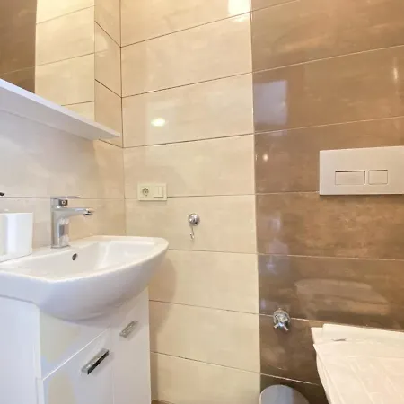 Flat W Terrace 10 Min To Citys Mall And Taksim Istanbul
