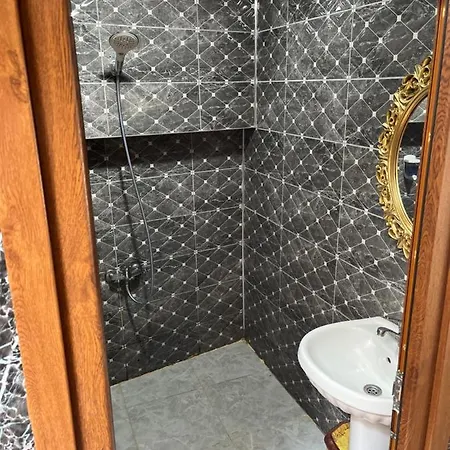Metropol 2 Hotel 2*