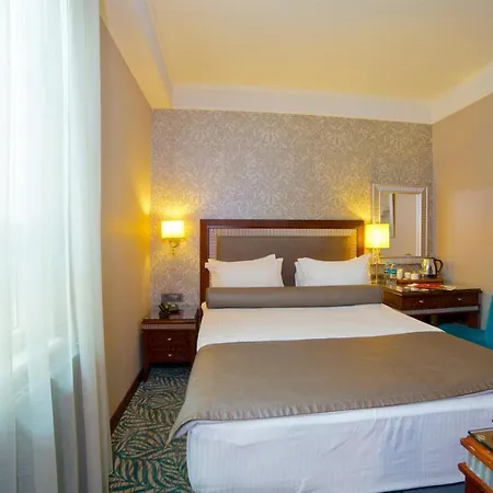 Emporium 4*