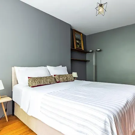 Duplex Flat W Panoramic Bosphorus View And Terrace Апартаменты *
