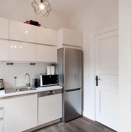 Apartment Homie - Historical Nearby Galata Tower Istanbul