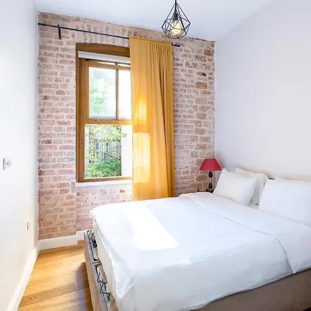 Homie - Historical Nearby Galata Tower Apartment Istanbul