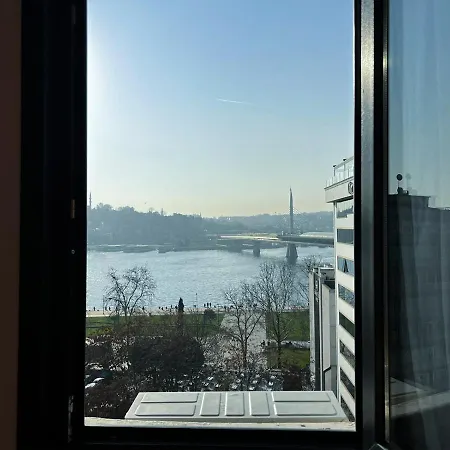 Wonder Karakoy Goldenhorn 8- Ultra Luxury , 4br, Sea View Istanbul