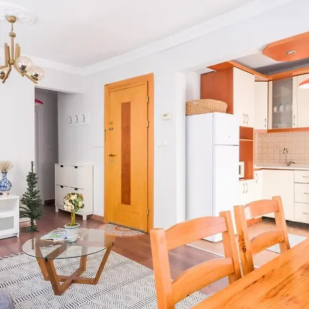 Cozy Flat 10 Min To Besiktas Coast Daire