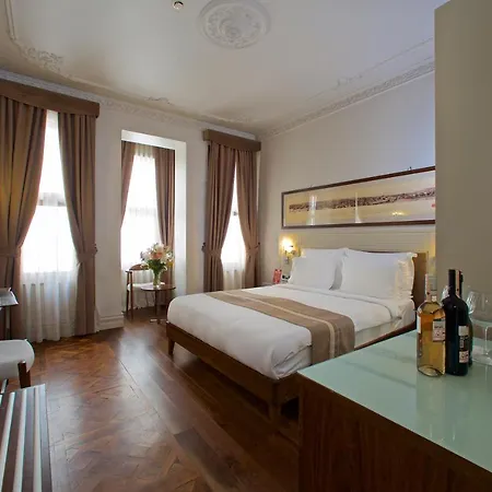 Taxim Lounge Hotel