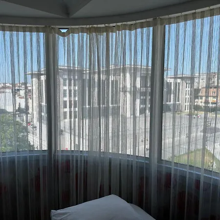 Apartment Lara *