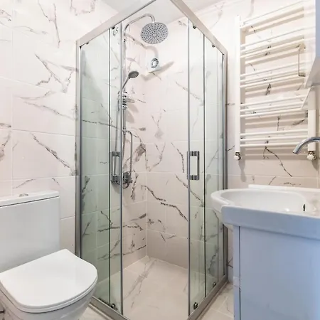 Minimalist Flat 5 Min To Taksim Square