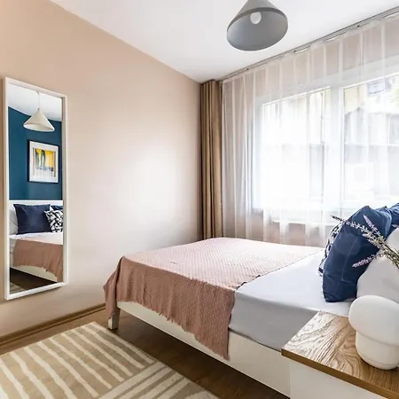 Daire Minimalist Flat 5 Min To Taksim Square *