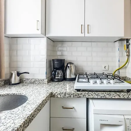 Minimalist Flat 5 Min To Taksim Square Daire *