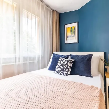 Minimalist Flat 5 Min To Taksim Square Daire *
