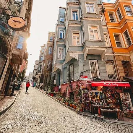 Apartment Balat Historical House
