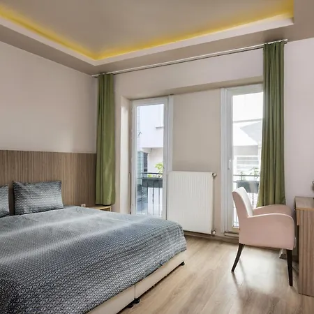 Charmsuites Pera *