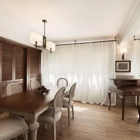 Luxury Next To Citys Nisantasi Mall