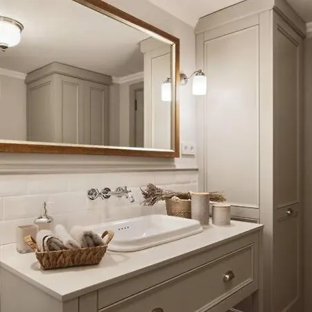 Luxury Next To Citys Nisantasi Mall Apartment