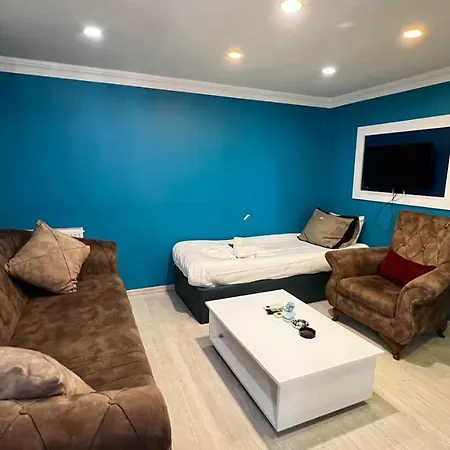 Moon Blue شقة فندقية *