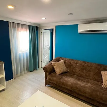 Moon Blue اسطنبول