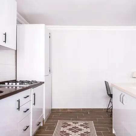 Flat W Balcony 10 Min To Uskudar Coast Апартаменты *