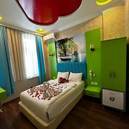 Megaron 3* Provincia di Istanbul