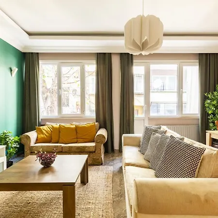 Modern And Central Flat In Nisantasi *